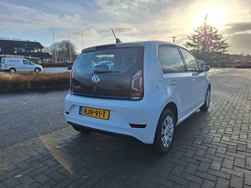 Volkswagen Up! e-up! 82PK 5D 2021 Wit. CCS laden goedkoop rijden uit 2021, foto 6
