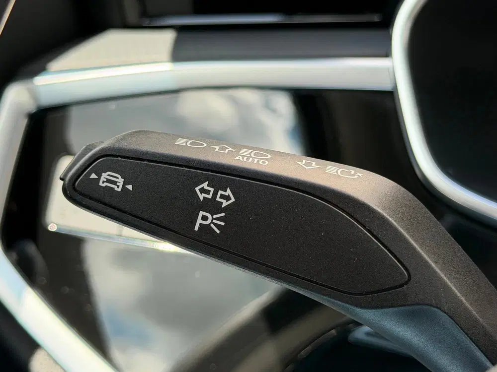 Audi Q3 45 TFSI e Edition uit 2022, foto 18