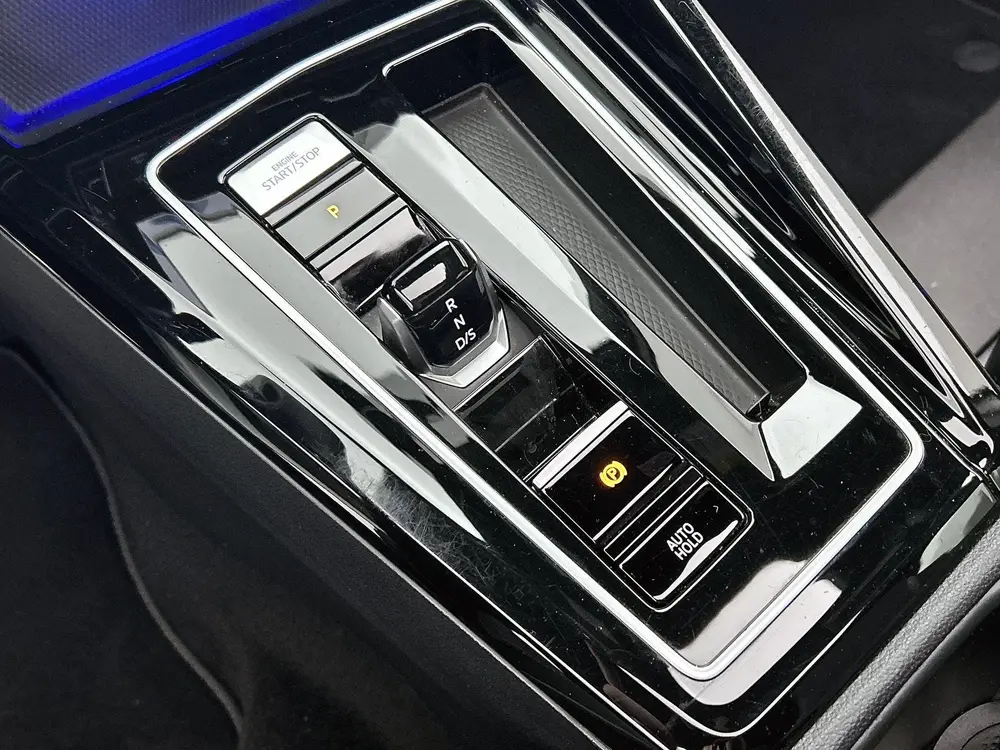 Volkswagen Golf 1.5 eTSI R-Line Business | Automaat | Panora uit 2024, foto 14