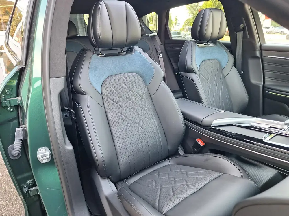 Voyah Free Limited Edition Business 4WD 106 kWh | Schuifdak uit 2026, foto 5