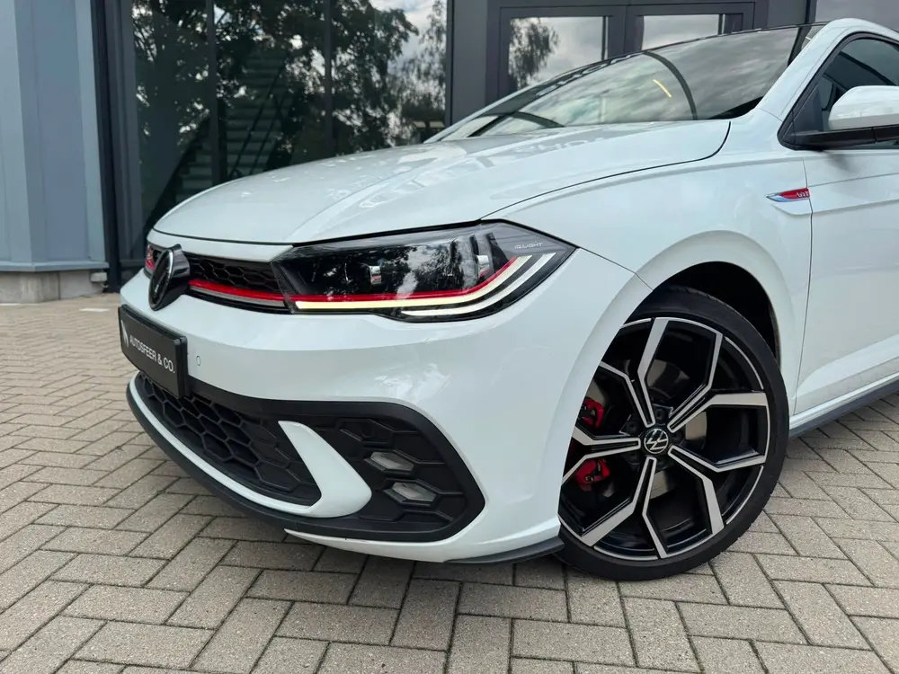 Volkswagen Polo 2.0 TSI GTI PANO KEYLESS BEATS uit 2023, foto 2