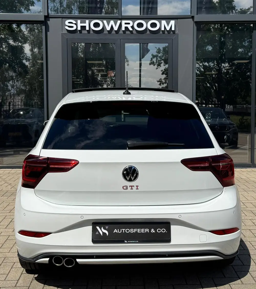 Volkswagen Polo 2.0 TSI GTI PANO KEYLESS BEATS uit 2023, foto 4