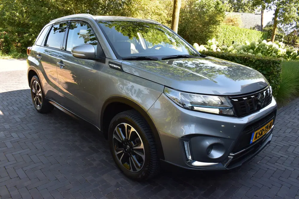 Suzuki Vitara 1.4 Boosterjet Style Hybrid Pano Leer NIEU uit 2021, foto 3