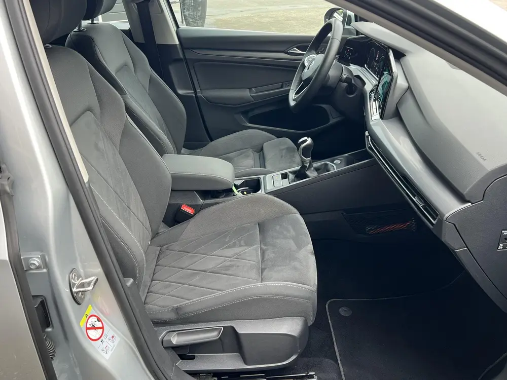 Volkswagen Golf 1.5 TSI Style GT Stoelverwarming / LED / PDC uit 2021, foto 7