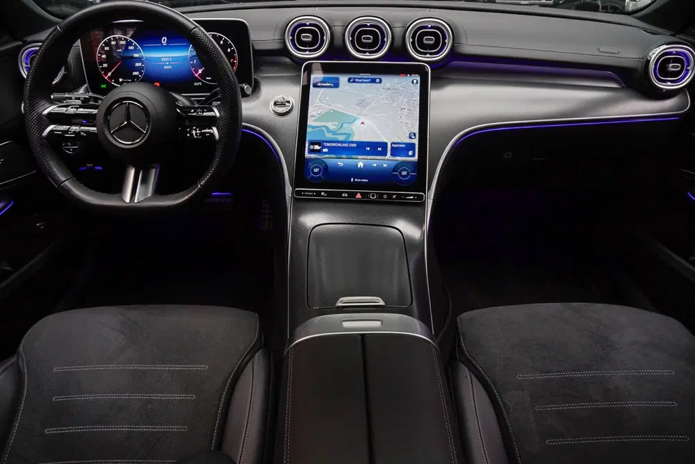Mercedes-Benz C-Klasse 180 AMG Line Panodak Leer 360 uit 2024, foto 10