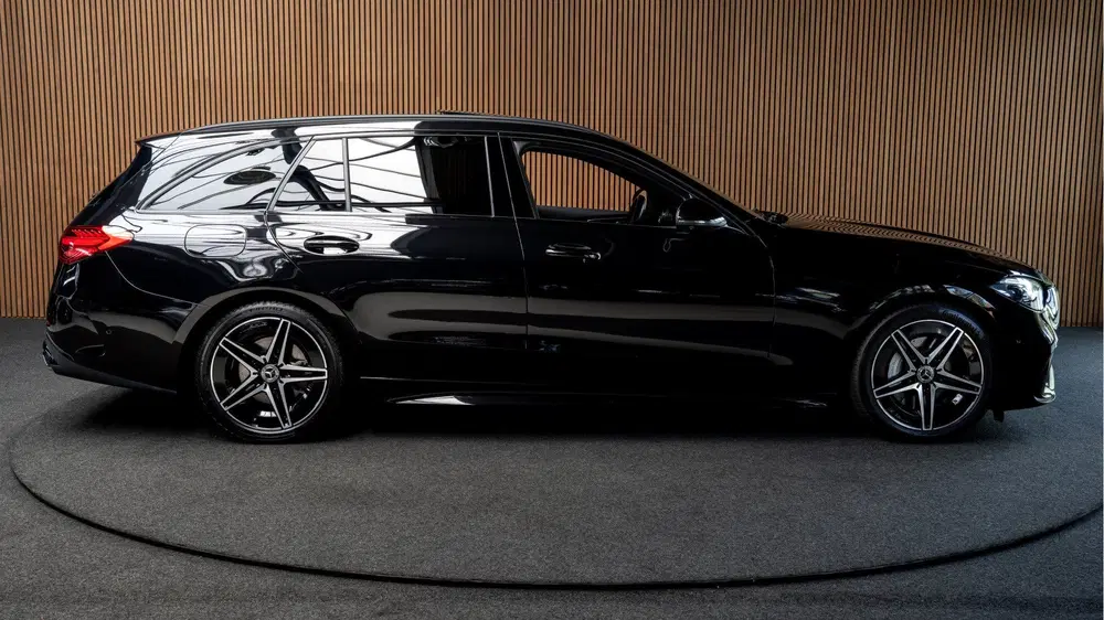 Mercedes-Benz C-Klasse 180 AMG Line Panodak Leer 360 uit 2024, foto 7