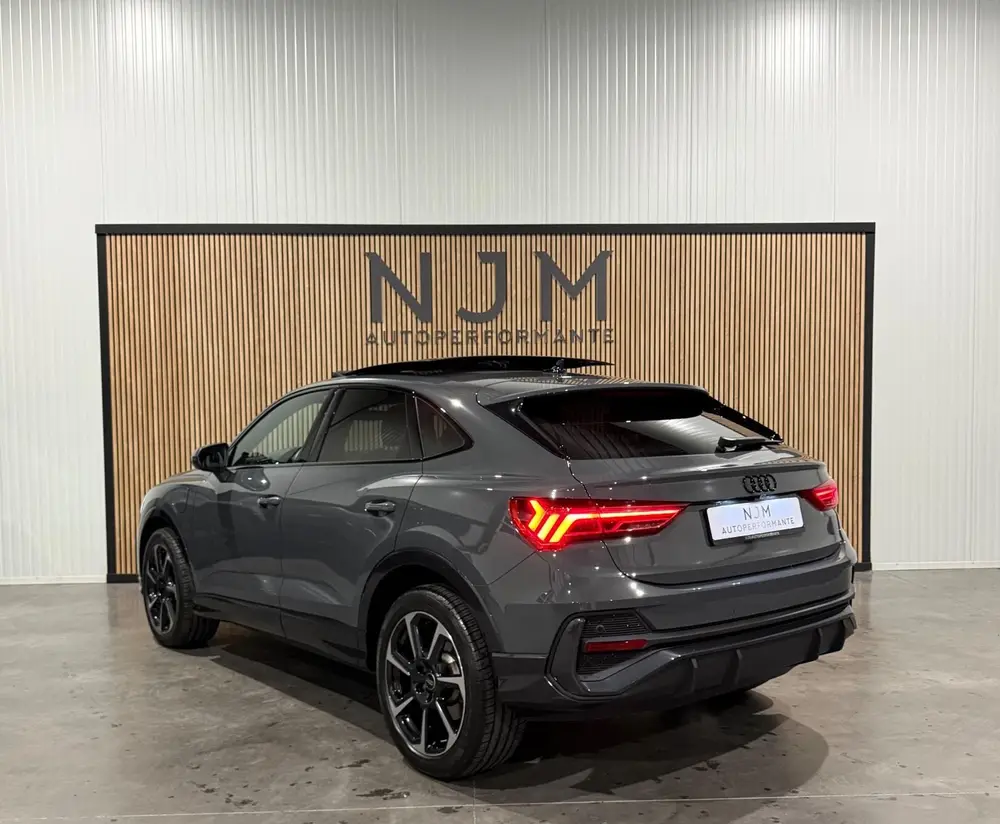 Audi Q3 45 TFSIe S-Line uit 2022, foto 4