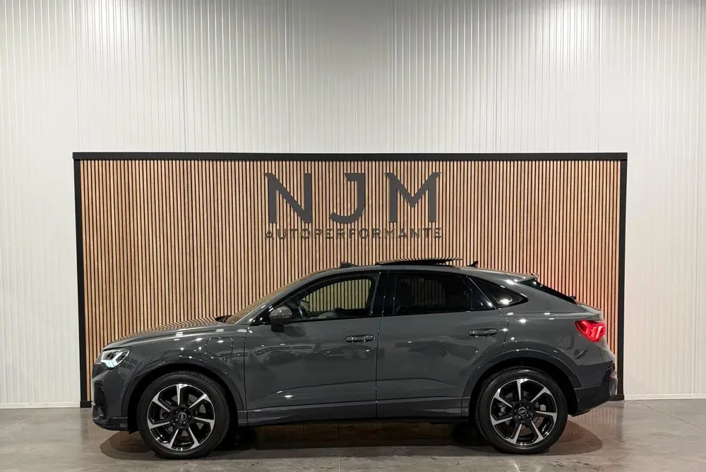 Audi Q3 45 TFSIe S-Line uit 2022, foto 7