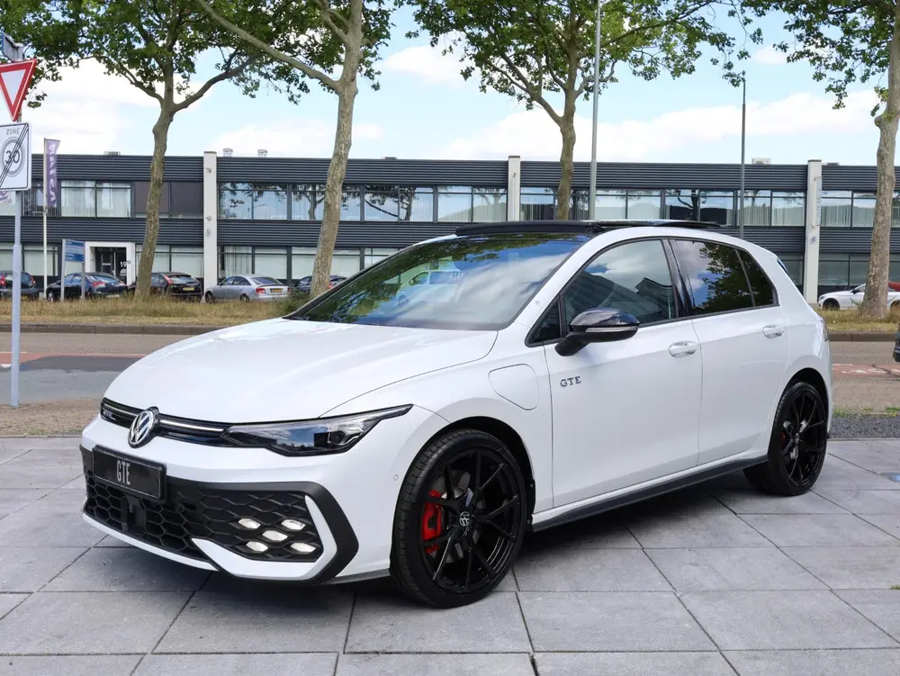 Volkswagen Golf GTE 1.5 eHybrid 272PK | Panodak | Leer | Bla uit 2025, foto 10