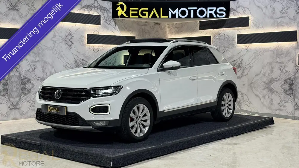 Volkswagen T-Roc 1.5 TSI Sport | PANO| ACC| Lane Ass.| Zwart uit 2019