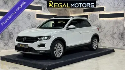 Volkswagen T-Roc 1.5 TSI Sport | PANO| ACC| Lane Ass.| Zwart uit 2019