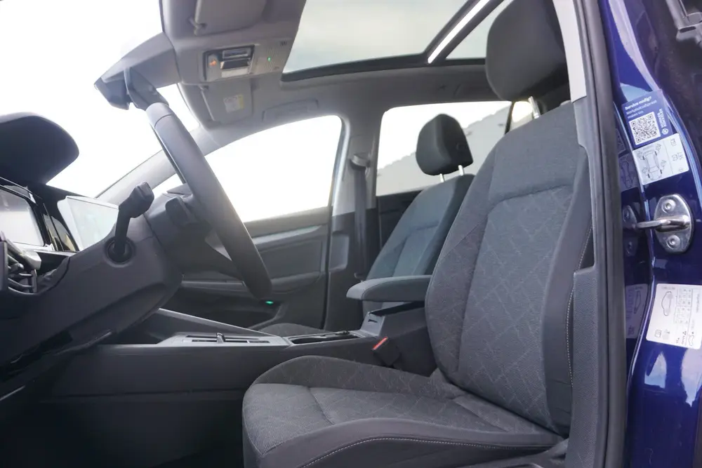 Volkswagen Golf 1.0 eTSI DSG | PANO DAK | IQ LIGHT LED | TRE uit 2021, foto 5
