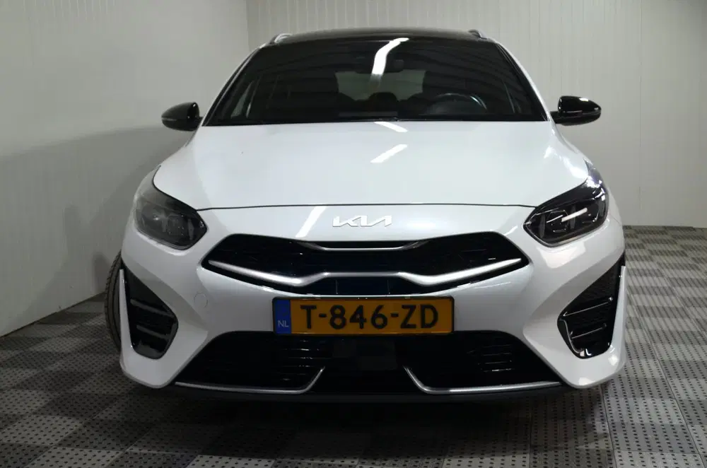 Kia Ceed 1.5 T-GDi GT-Line uit 2023, foto 5