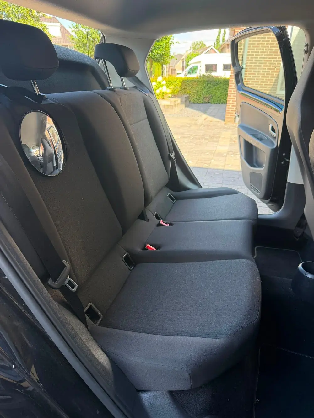 Volkswagen Up! 1.0  5-deurs -2021-Zwart -Camera uit 2021, foto 8