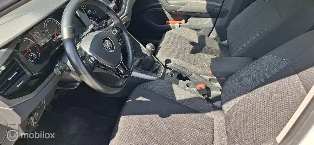Volkswagen Polo 1.0 TSI 130 pk R-Line Wheels uit 2019, foto 16