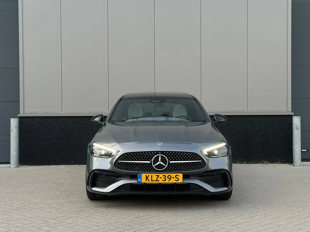 Mercedes-Benz C-Klasse 300 e AMG Line uit 2022, foto 5