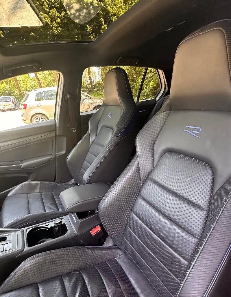Volkswagen Golf 2.0 TSI 320pk 7-DSG / AKRA / 4MOTION Wit uit 2021, foto 11