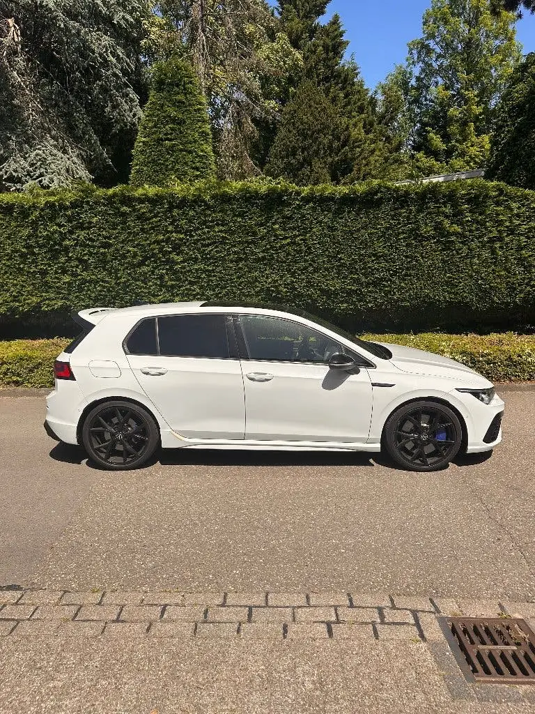 Volkswagen Golf 2.0 TSI 320pk 7-DSG / AKRA / 4MOTION Wit uit 2021, foto 4