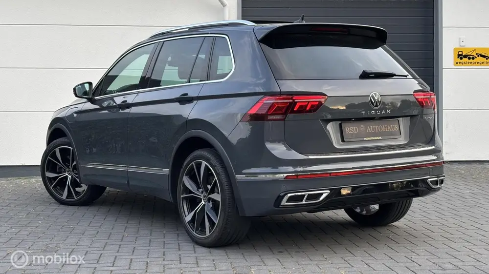 Volkswagen Tiguan 1.4 TSI eHybrid R-Line Pano,Tr.haak,20inch uit 2021, foto 2