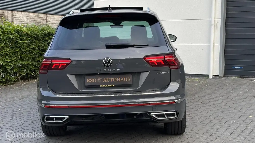 Volkswagen Tiguan 1.4 TSI eHybrid R-Line Pano,Tr.haak,20inch uit 2021, foto 8