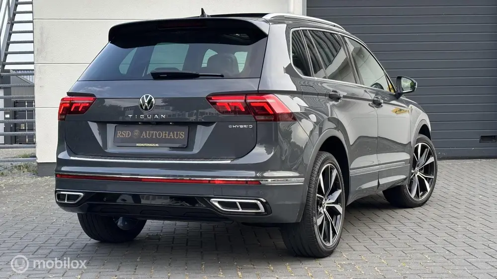 Volkswagen Tiguan 1.4 TSI eHybrid R-Line Pano,Tr.haak,20inch uit 2021, foto 9