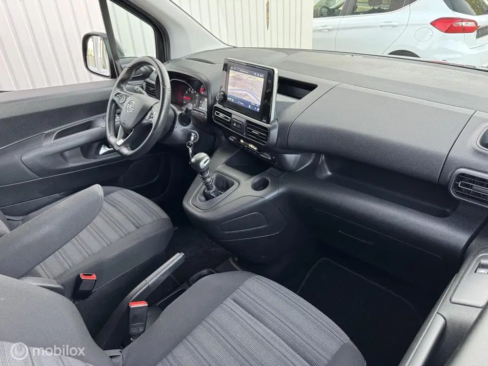 Opel Combo 1.2 Turbo Edition Carplay Camera Trekhaak uit 2021, foto 14