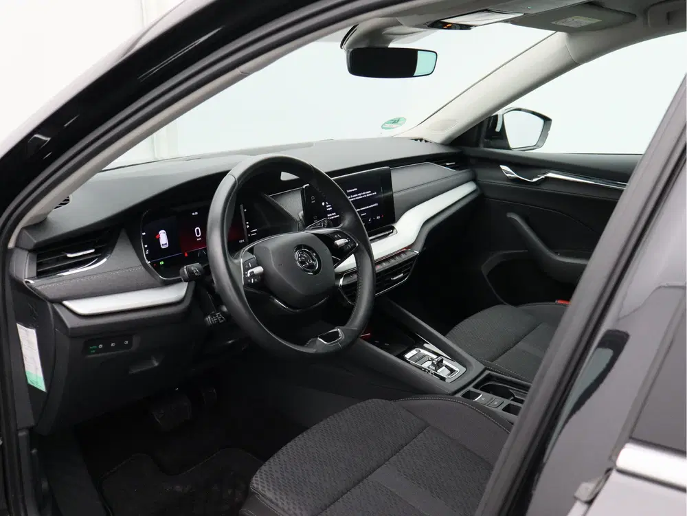 Skoda Octavia 1.0 e-TSI Business Edition Plus uit 2023, foto 7