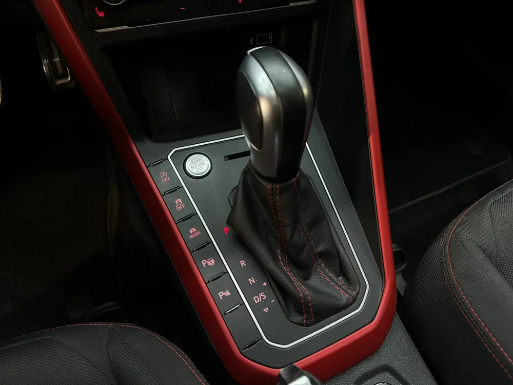 Volkswagen Polo 2.0 TSI GTI Pano|Keyless|Beats|Camera|DCC uit 2020, foto 16