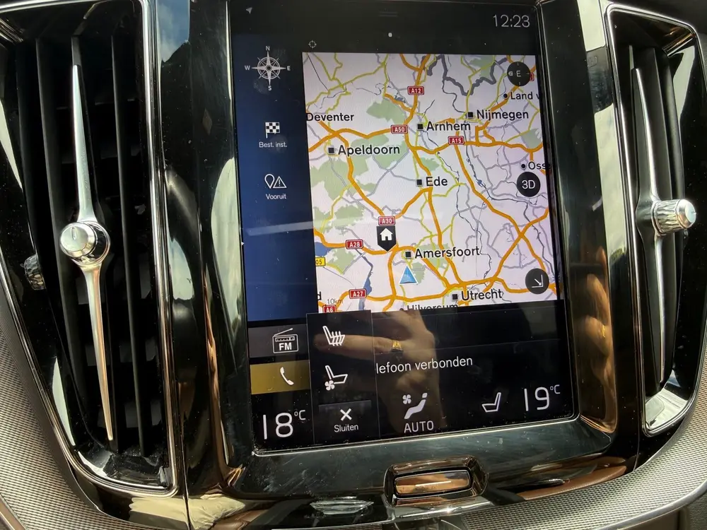 Volvo XC60 2.0 T8 Twin Engine AWD Inscription uit 2019, foto 14