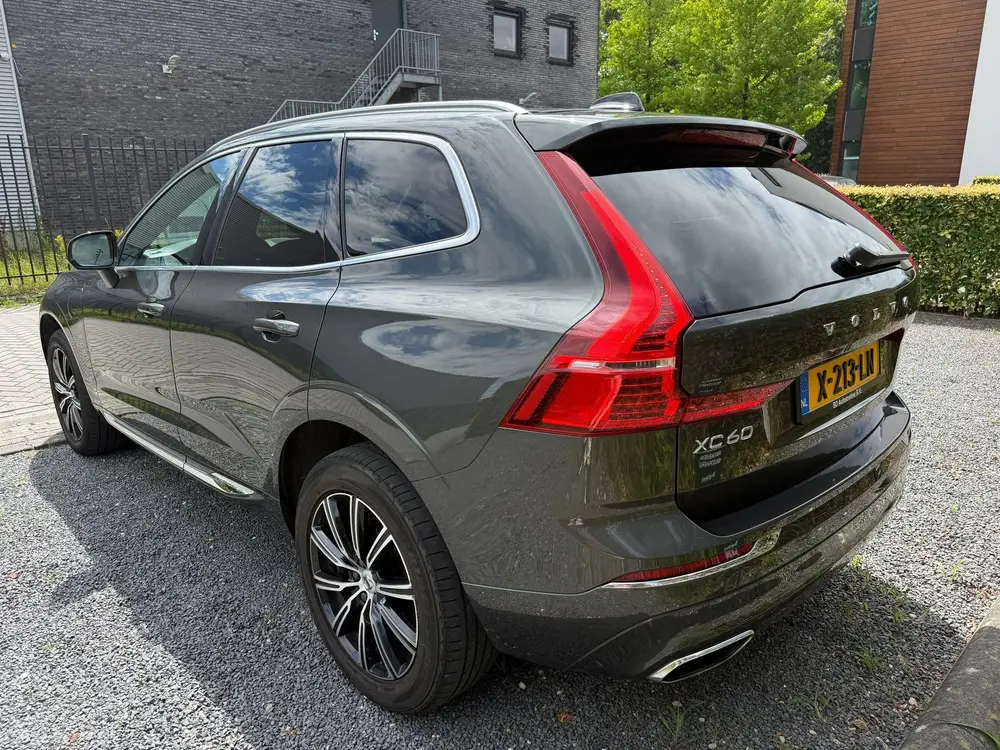 Volvo XC60 2.0 T8 Twin Engine AWD Inscription uit 2019, foto 17