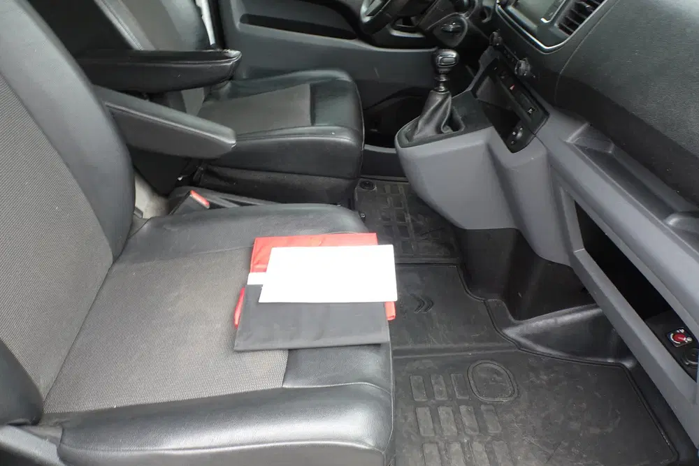 Citroën Jumpy 2.0 BlueHDI 120 M Club airco trekhaak impe uit 2021, foto 19