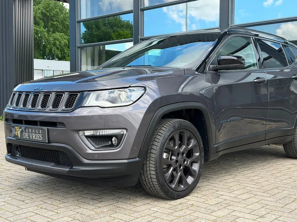 Jeep Compass 4xe 240 Plug-in Hybrid Electric S Full Option A uit 2020, foto 12