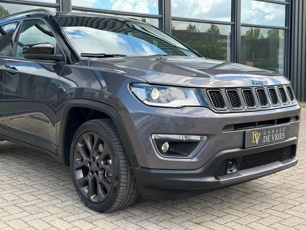 Jeep Compass 4xe 240 Plug-in Hybrid Electric S Full Option A uit 2020, foto 14