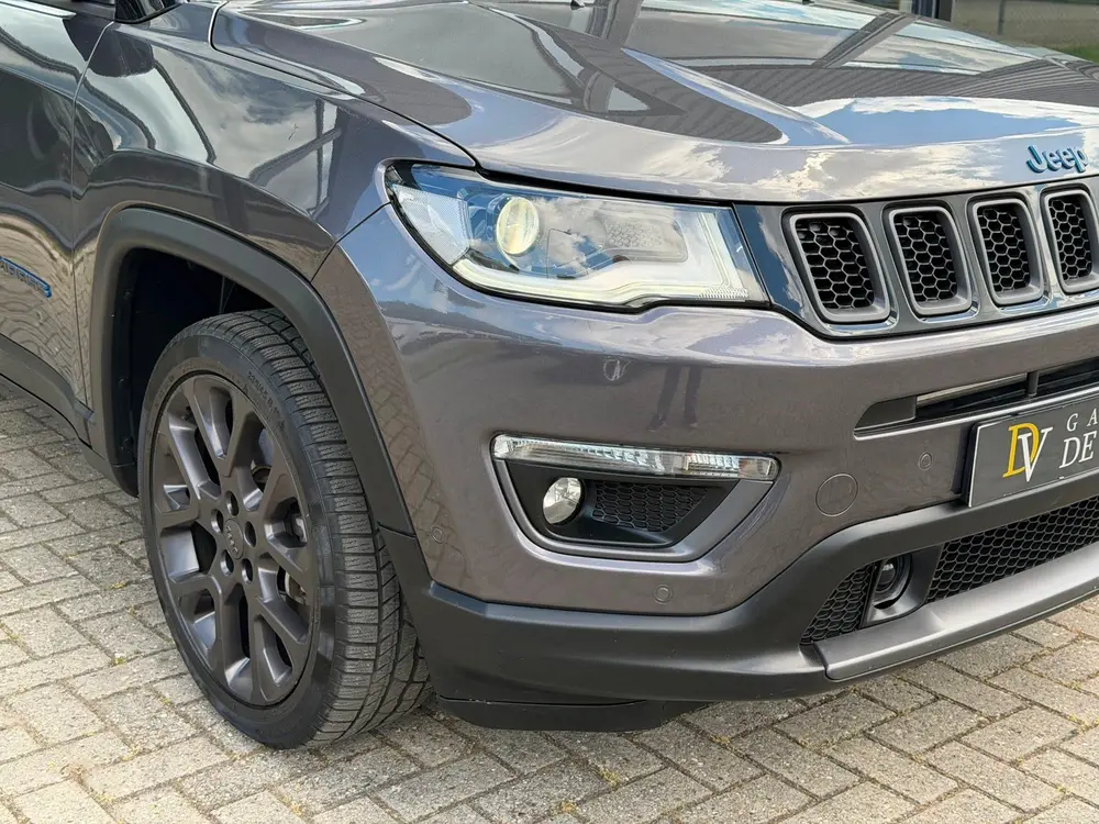 Jeep Compass 4xe 240 Plug-in Hybrid Electric S Full Option A uit 2020, foto 15