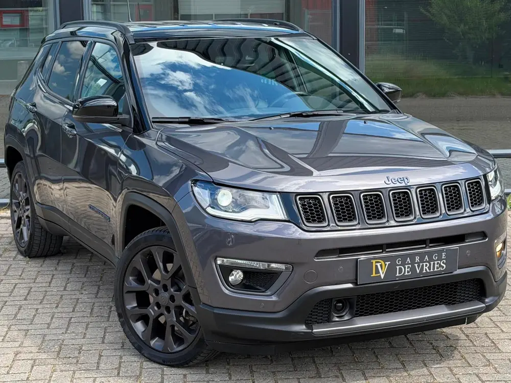 Jeep Compass 4xe 240 Plug-in Hybrid Electric S Full Option A uit 2020, foto 17