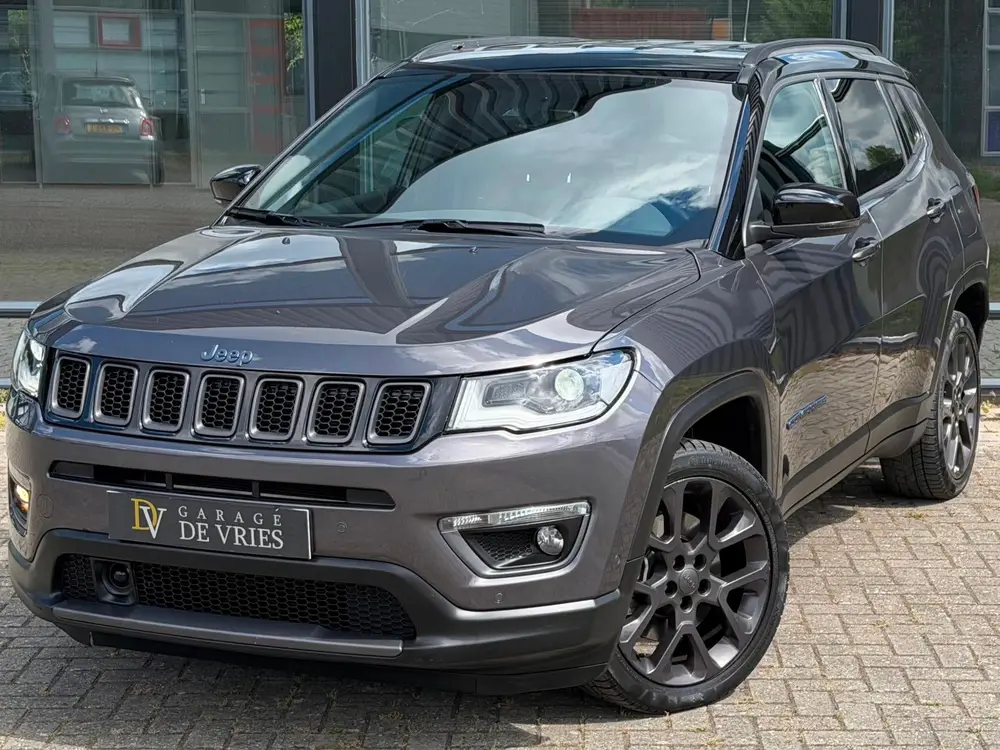 Jeep Compass 4xe 240 Plug-in Hybrid Electric S Full Option A uit 2020, foto 5
