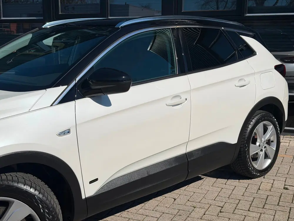Opel Grandland X 1.6 Turbo Hybrid4 Ultimate 300pk Plug-in F uit 2020, foto 12
