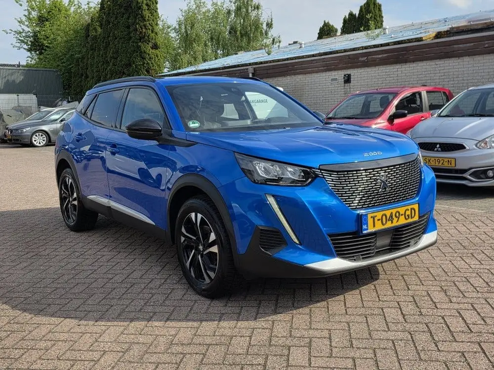 Peugeot 2008 1.2 PureTech Allure uit 2023, foto 3
