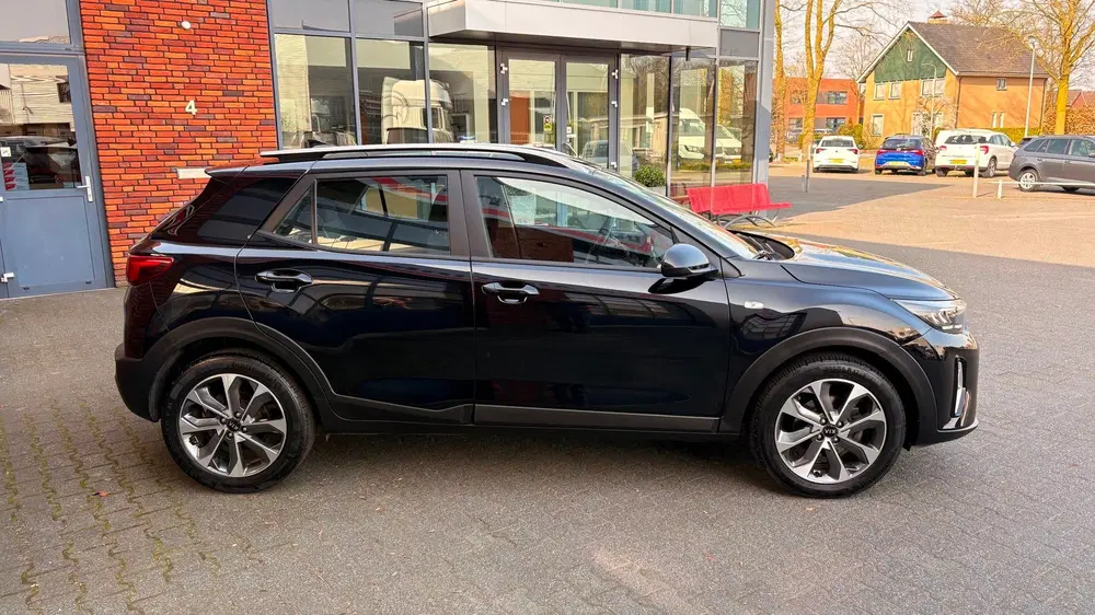 Kia Stonic 1.0 T-GDi MHEV DynamicLine uit 2024, foto 3