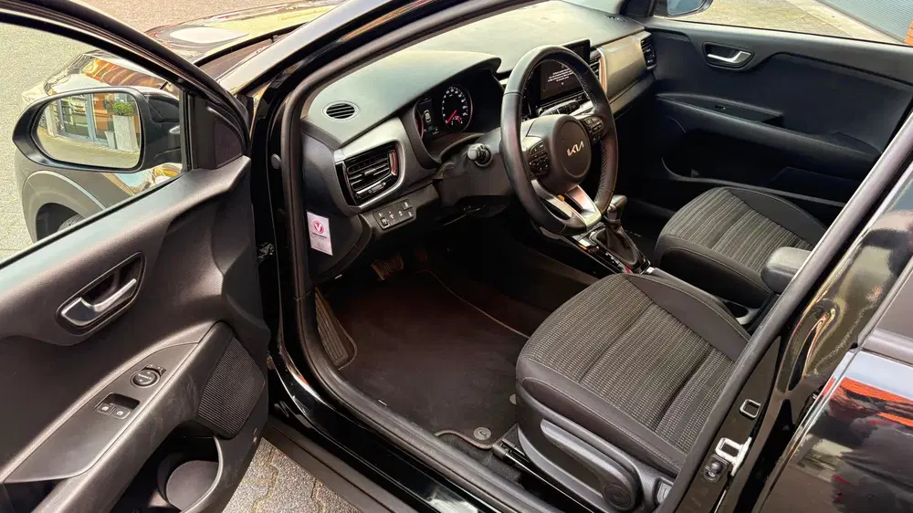 Kia Stonic 1.0 T-GDi MHEV DynamicLine uit 2024, foto 5