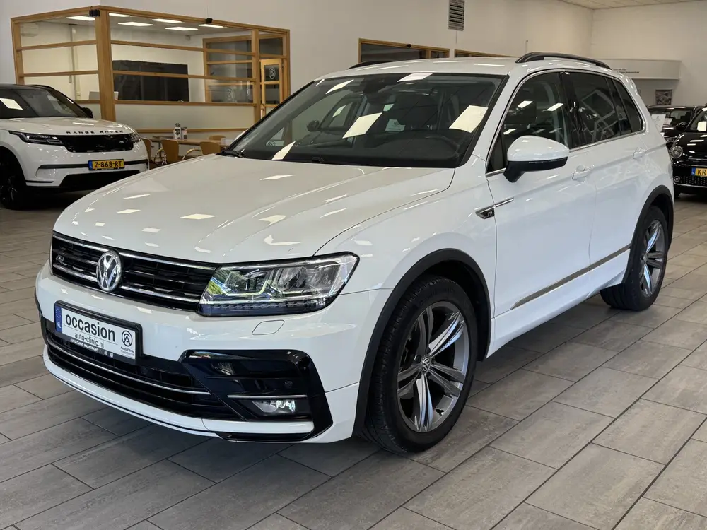Volkswagen Tiguan 1.5 TSI R-LINE / DEALER O.H / FULL LED / N uit 2019, foto 3