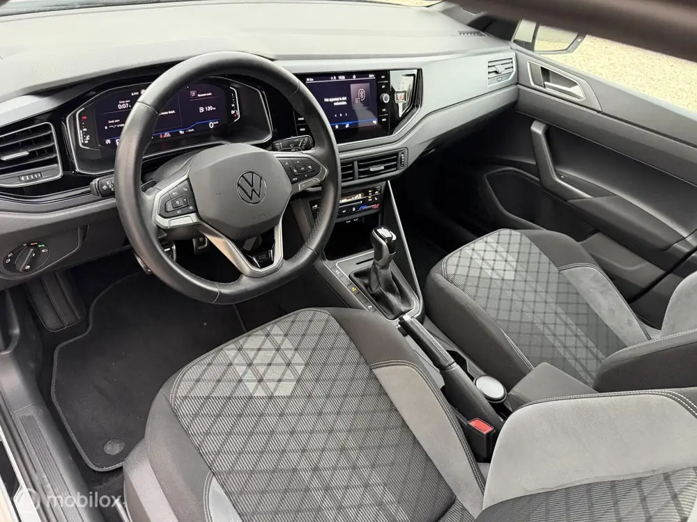 Volkswagen Polo 1.0 TSI DSG 3X R-LINE IQ-Light VIRTUAL LED uit 2023, foto 5