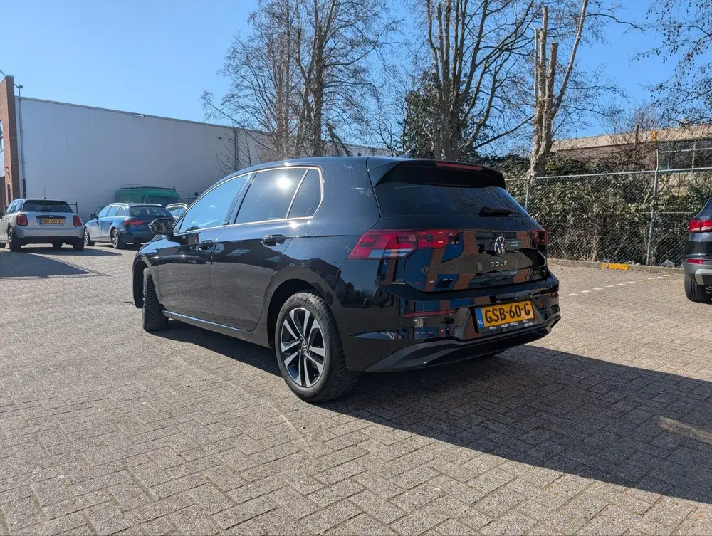 Volkswagen Golf 1.0 TSI 110pk 2021 Zwart - UNITED uit 2021, foto 6