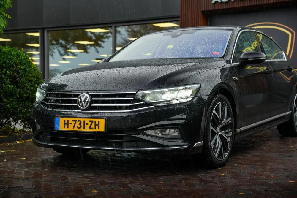 Volkswagen Passat 1.5 TSI Elegance Business R Leer Navi uit 2019, foto 13