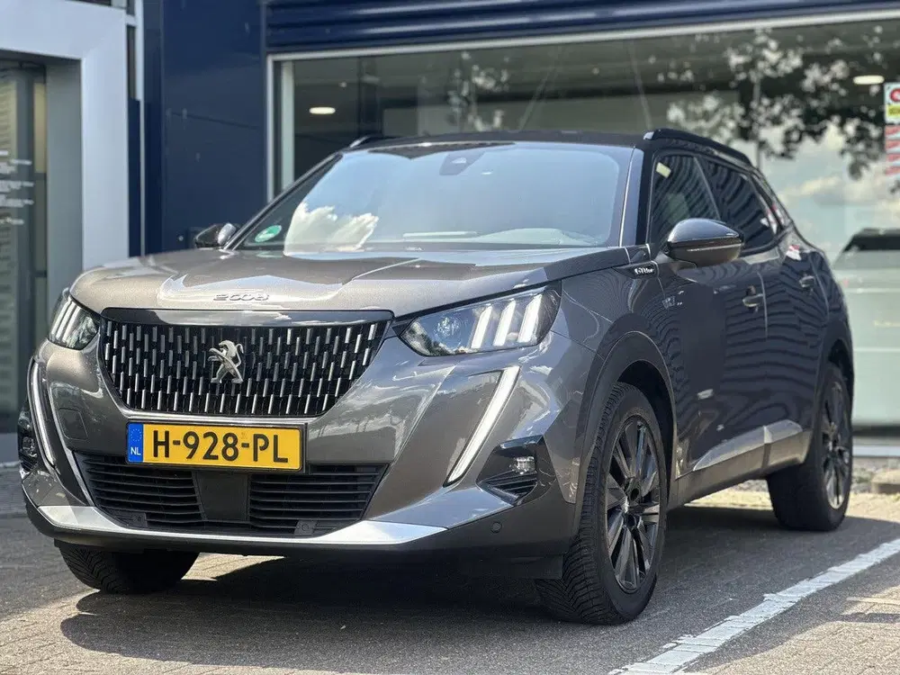 Peugeot 2008 1.2 PureTech 130PK GT uit 2020