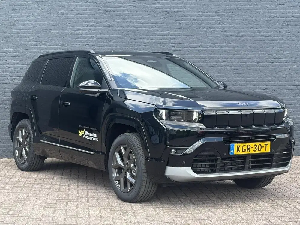 Jeep Compass 1.2 e-Hybrid First Edition uit 2026, foto 3