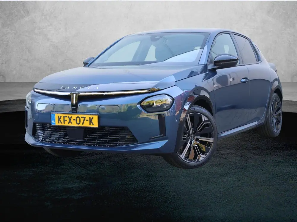 Lancia Ypsilon Edizione Limitata Blu 51 kWh | Navigatie | El uit 2026
