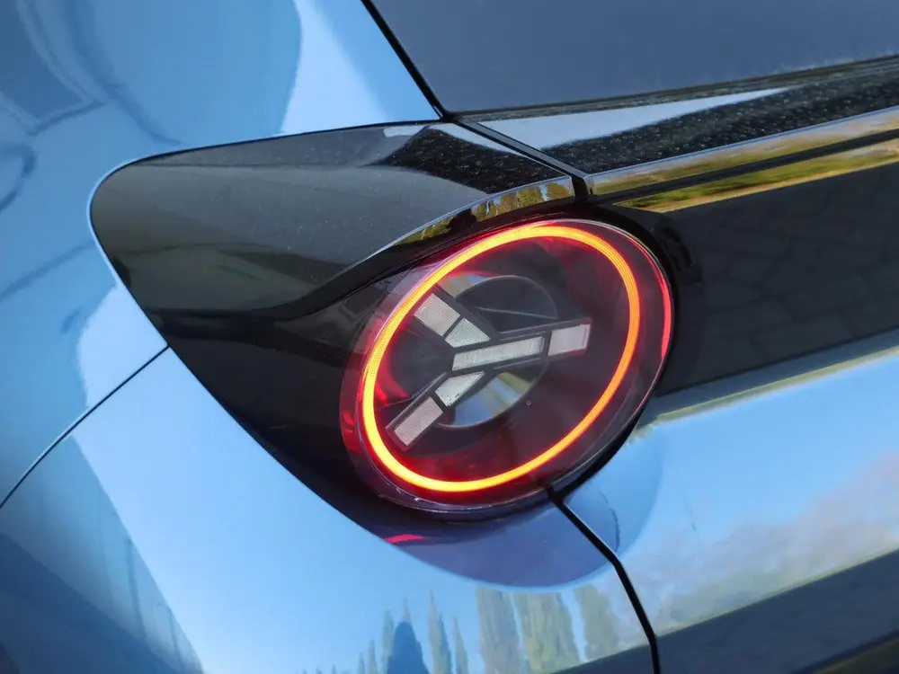 Lancia Ypsilon Edizione Limitata Blu 51 kWh | Navigatie | El uit 2026, foto 19