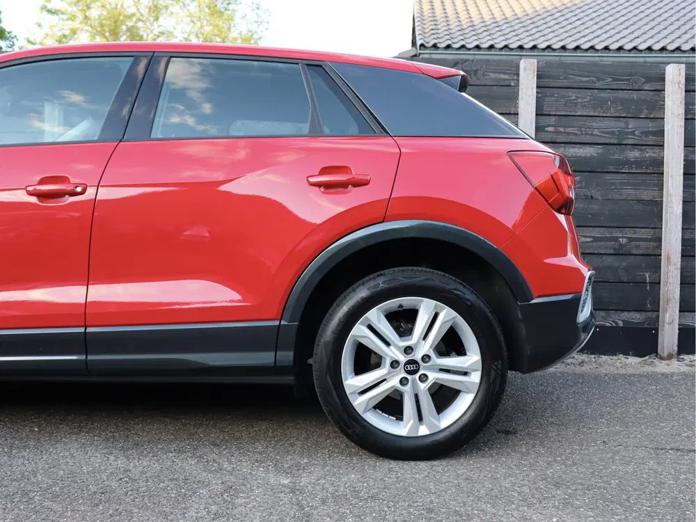 Audi Q2 30 TFSI S Edition dealer o.h. (bj 2021) uit 2021, foto 14