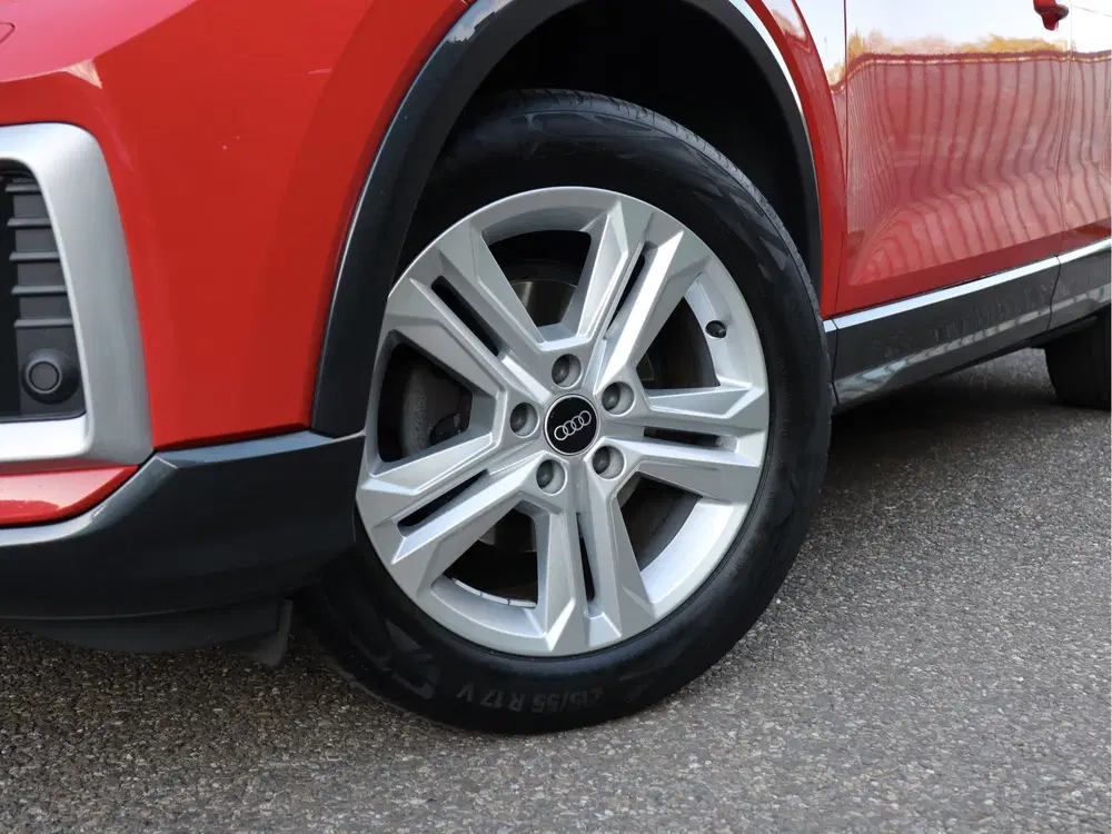 Audi Q2 30 TFSI S Edition dealer o.h. (bj 2021) uit 2021, foto 2